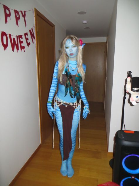 Avatar halloween costume Navi Halloween Costume, Avatar Navi Cosplay, Avatar Navi Costume, Avatar Costume Ideas, Avatar Halloween Costumes Women, Avatar Costume Women, Avatar Halloween Costumes, Avatar Costume, Halloween Rave Outfits