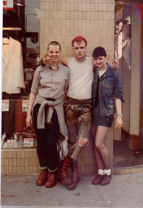 The Museum of Youth Culture wants Londoners to share pictures of their awkward teenage years Teenage Culture, Youth Culture Photography, London Culture, Uk Culture, Culture Photography, Skinhead Girl, British Culture, Camden Market, Youth Subcultures