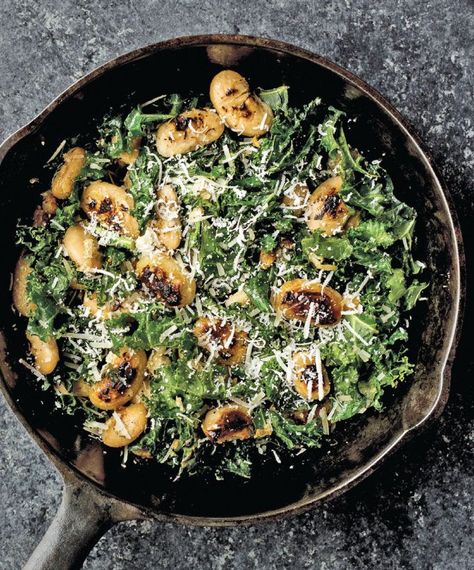 Pan-Fried Butter Beans and Greens Beans And Greens, Fried Kale, Fried Butter, Butter Beans Recipe, Lots Of Food, Sauteed Kale, Warm Salad, Cup Of Jo, Sunday Meal Prep