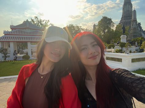 Mikhaiah Pics, Bini Members, Kylie Padilla, Bini Mikha, Bini Ph, Album Cover Wallpaper Collage, Self Pictures, Pretty Brunette, Aesthetic Letters