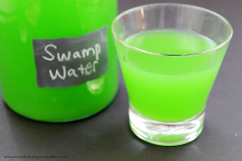 Swamp Water Drink Swamp Water Drink, Water Halloween, Love Bakes Good Cakes, Good Cakes, Swamp Water, Halloween Party Drinks, Reptile Party, Halloween Drink, Disney Movie Night