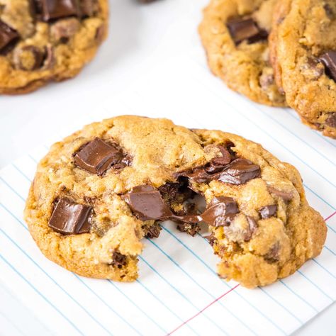 Chick Fil A Cookie Recipe, Chick Fil A Cookies, Baking Mix Recipes, Bakers Gonna Bake, Soft Chocolate Chip Cookies, Clam Recipes, Chocolate Chunk Cookies, Cookie Mix, Baking Mix