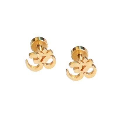 Buy Designer & Fashionable Earring For Men. We have a wide range of traditional, modern and handmade Mens Earrings Online Ear Rings For Men Gold, Mens Diamond Stud Earrings, Om Design, Earring For Men, Mens Earrings, Studs For Men, Jewellery For Men, Black Hills Gold Jewelry, Black Diamond Studs