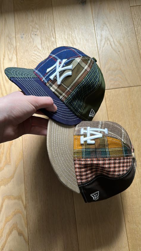 New Era Cap Outfit, Fitted Cap Outfit, Fitted Hats Aesthetic, Custom New Era Hats, Patchwork Hat, Streetwear Caps, Custom Fitted Hats, Streetwear Hats, Swag Hats