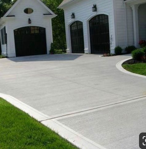 Cement Driveway, Modern Driveway, Stamped Concrete Driveway, Concrete Patio Designs, Driveway Paving, Concrete Patios, Driveway Design, Driveway Landscaping, Modern Landscape Design