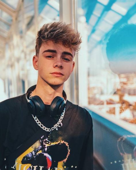 Corbyn Besson - 21 Facts, Height, Age, Birthday & More Why Dont We Imagines, Jake Miller, Why Dont We Band, Johnny Orlando, Jonah Marais, Zach Herron, Why Dont We Boys, Jack Avery, Corbyn Besson