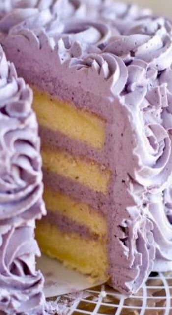 Lemon Layer Cake with Blueberry Lavender Buttercream Lavender Buttercream, Lemon Layer Cake, Blueberry Lavender, Lemon Layer Cakes, Savoury Cake, Lemon Cake, Food Cakes, Piece Of Cakes, Creative Cakes