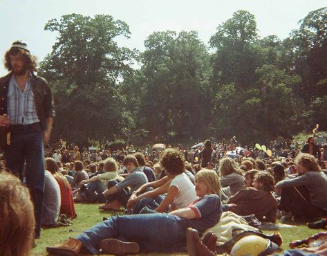 70s Uk, 70s Festival, Uk Festival, Arthur Brown, 70s Summer, Festival Aesthetic, Gardens Of Babylon, Hippie Lifestyle, Folk Festival