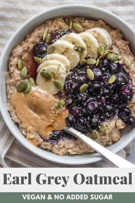 This Earl Grey Oatmeal is fun way to flavor your breakfast bowl. These oats are steeped in earl grey tea and naturally sweetened with banana. This will become your favorite easy healthy breakfast. Chia Jam Recipe, Oatmeal Vegan, Winter Breakfast, Oatmeal Bowls, Plant Based Breakfast, Vegan Meal Prep, Breakfast Bowl, Grey Tea, Earl Grey Tea