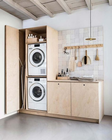 Laundry Station, Laundry Cupboard, Laundry Cabinets, Laundry Design, Laundry Room Inspiration, Small Laundry, Laundry Mud Room, Diy Cabinets, Laundry Room Design