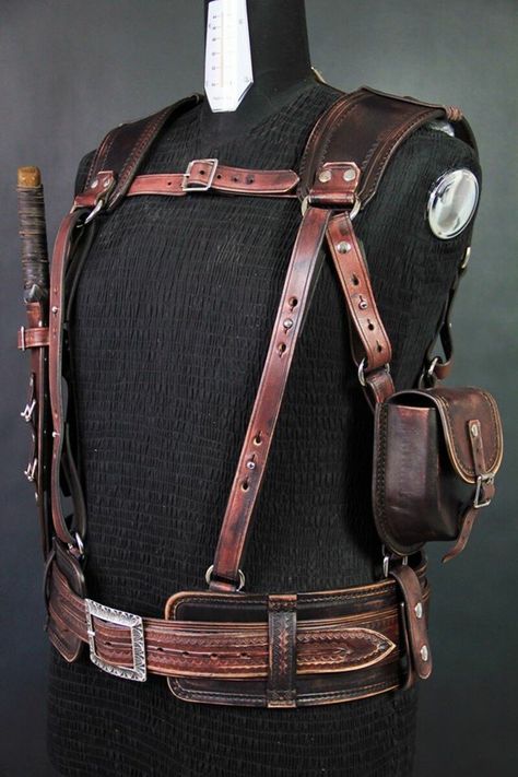 ArtStation - Set accessories inspired to "The Order 1886" video game The Order 1886, Leather Braces, Shoulder Holster, Armor Clothing, Leather Armor, Concept Clothing, Leather Workshop, Medieval Armor, Steampunk Clothing