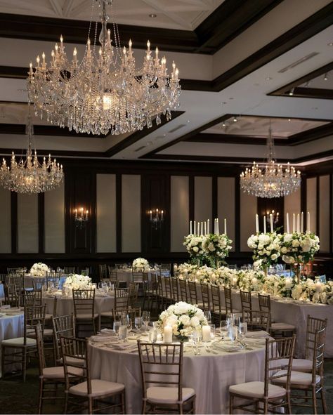 Wedding Ceremony Decorations Indoor, Hotel Wedding Receptions, White Wedding Decorations, Engagement Party Dresses, Indoor Wedding Ceremonies, Green Themed Wedding, Wedding Floral Centerpieces, Luxury Wedding Venues, Ballroom Wedding