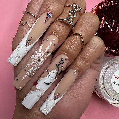 Nude Nailart, Aesthetic Christmas Nails, Christmas Nail Designs Acrylic, Coffin Tips, 30 Aesthetic, Nail Art Noel, Winter Nails Acrylic, Ombre Acrylic Nails, Christmas Gel Nails