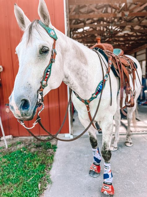 Horse Tack Sets, Western Horse Tack Turquoise, Western Riding Tack, Western Tack Sets, Barrel Racing Tack Sets, Barrel Racing Tack Rodeo, Bling Horse Tack, Leather Horse Tack, Bell Boots