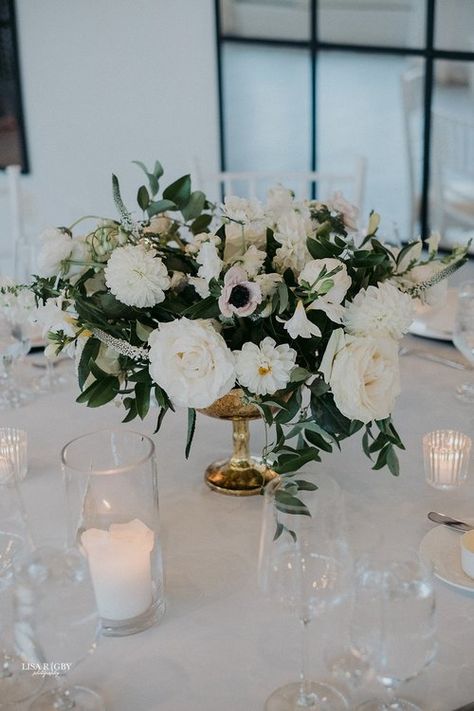 White Anemone Wedding Centerpiece, Anemone Centerpiece Table Arrangements, Low Centerpieces Wedding Round Table With Candles, Anemone Flower Centerpieces, White Anemone Centerpiece, Anemone Wedding Centerpiece, Low Centerpieces Wedding, Gardenia Wedding Flowers, Anemone Centerpiece