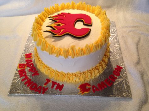 Calgary Flames Cake, Kids Party Inspiration, Boy Cakes, Hockey Party, Smash Cakes, Vanilla Buttercream Frosting, Cake Vanilla, Fun Cakes, Themed Birthday Cakes