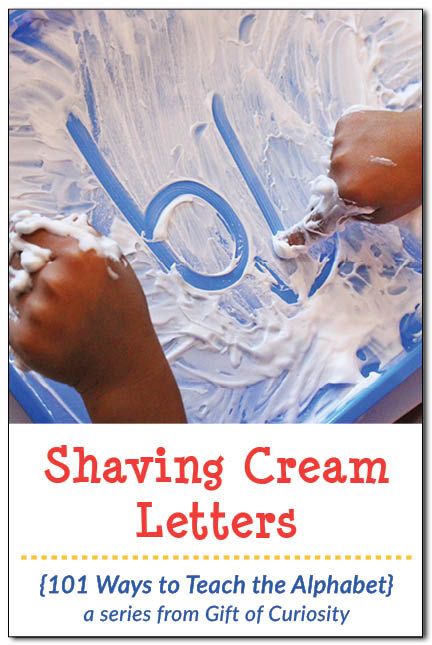 Shaving Cream Letters: Combine letter learning practice with sensory play by having kids learn to write letters in a tray filled with shaving cream! This activity has so many benefits for kids, especially making it easy to fix "mistakes." || Gift of Curiosity Learn To Write Letters, Teach The Alphabet, Letter Learning, Alphabet Gifts, Write Letters, Learn To Write, Abc Activities, Name Activities, Teaching Letters