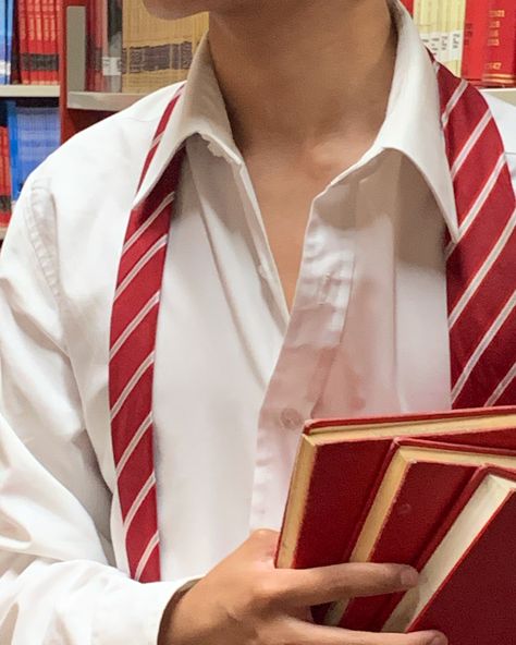 outfit
dark academia
aesthetic 
books Gryffindor Aesthetic Boy, Gryffindor Aesthetic, Aesthetic Boy, All Is Well, Attractive People, Beautiful Eyes, Book Worms, In This Moment, Red