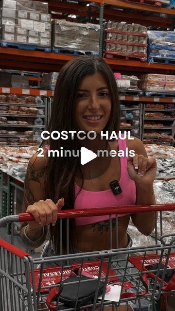 Sara Reimer | #1 Women’s Fat Loss Coach on Instagram: "If you struggle to make time to meal prep, steal this list of 2 minute high protein meals from Costco for when you’re in a pinch so you can stay aligned with your goals 🖤

#highprotein #costcohaul #fatloss #fatlossfood #caloriedefecit #mealprep #costcofinds #lowcalorie" High Protein Travel Meals, Factor Meals Before And After, Meal Prep Bodybuilding Women, High Protein Fat Loss Meals, Meal Prep Costco, High Protein Meal Plan For Women, What I Eat In A Day High Protein, High Protein Diet For Women, Meal Prep For Fat Loss