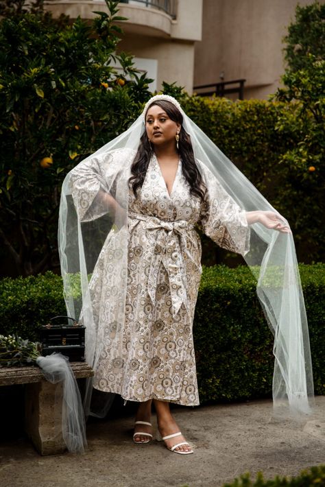 12 MAGICAL Non-Traditional Plus Size Wedding Dress Ideas You'll LOVE!! You can *definitely* find a gorgeous non-traditional wedding dress at a larger store, but working 1:1 designer is SO FUN #PlusSizeBridal #PlusSizeWeddingDress #NonTraditionalPlusSizeBride #PlusSizeBridal Non Traditional Wedding Dress Plus Size, Wedding Dresses Xl, Non White Wedding Dresses, Nature Wedding Dress, Gold Wedding Gowns, Dresses For Apple Shape, Nontraditional Wedding Dress, Non Traditional Wedding, Plus Size Wedding Dress