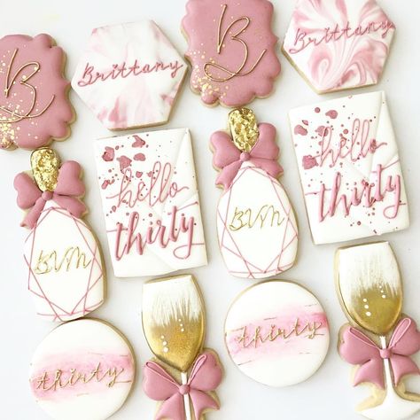 Eat, drink and be 30✨✨✨ Cheers to a long weekend🥂🍾 Elegant Cookies, Birthday Party Drinks, Super Cookies, Christmas Shortbread, 30th Birthday Ideas, Sugar Cookie Ideas, Birthday Cookie, 30 Birthday, Sugar Cookie Designs