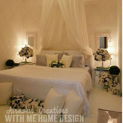 Wedding Bedroom Decoration Romantic, Wedding Canopy Diy, Bilik Pengantin, Simple Indian Wedding, Wedding Bedroom Decoration, Bridal Room Decor, Wedding Night Room Decorations, Quirky Kitchen Decor, Night Decor