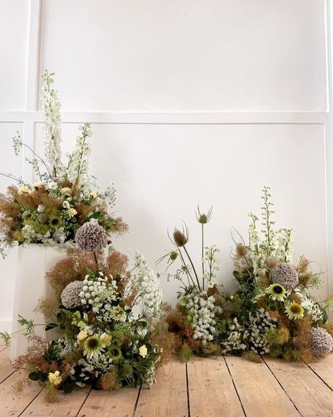 Floral Walkway, Botanical Wedding Flowers, Wedding Installation, Wildflower Bouquets, Wildflower Wedding Theme, Tall Floral Arrangements, Wedding Plants, Floral Installation, Earthy Wedding