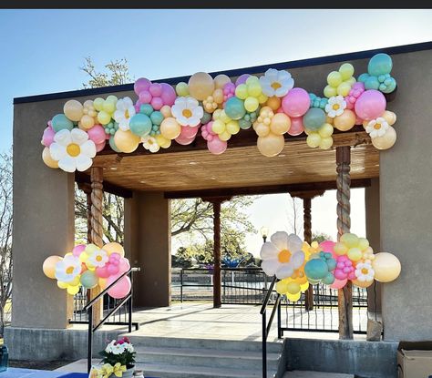 Pastel Yellow Balloons, Flower Balloon Backdrop, Spring Balloon Garland, Teal Balloons, Balloons Galore, Flower Shop Design, First Birthday Party Decorations, Picnic Birthday, Yellow Balloons