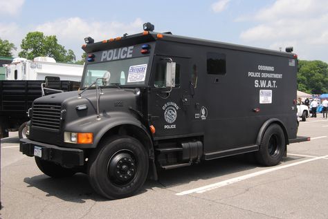 Ossining PD SWAT | Fleet Demo Day 2011 at Playland | zamboni-man | Flickr Police Truck, Police Life, Swat Team, Armored Truck, Los Angeles Police Department, Army Truck, Police Vehicles, Hot Rod Trucks, Military Helicopter