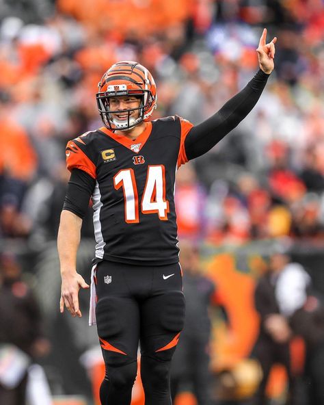 Andy Dalton on Instagram: “🤟🏻” Andy Dalton, Cincinnati Bengals, American Football, Cincinnati, Football Helmets, Nfl, Sports Jersey, Football, Sports