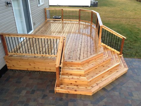 Deck Plan, Balkon Decor, Cedar Deck, Deck Steps, Building A Porch, Patio Deck Designs, Wooden Deck, Deck Designs Backyard, Deck Stairs