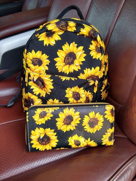 Cow Kitchen Theme, Alexis Nicole, Sunflower Room, Sunflower Accessories, Black Hills Gold Jewelry, Sunflowers And Daisies, Cute Wallets, Cute School Supplies, Sunflower Decor