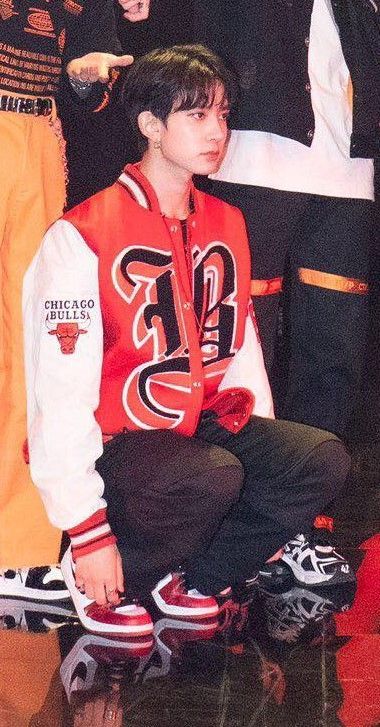 Racer Jacket Outfit, Racer Jacket, Future Perfect, Jacket Outfit, Chicago Bulls, Jacket Outfits, Boy Bands, Varsity Jacket, Korean Fashion