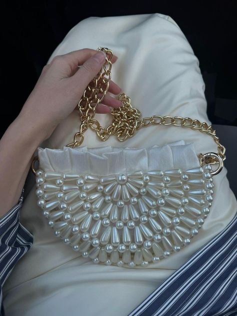 Handmade Pearl Beaded Crescent Bag, Unique Half-moon Bridal Clutch, Pearl, Daisy Wedding Bag, Pearl Bag, Handmade Tote, Free Shipping - Etsy Canada, 2024#WomenBags #BeadedBags #HandmadeBags #BeadBagStyle #FashionBagsForWomen #BeadedAccessories #LuxuryBags #UniqueBeadedBags #HandcraftedBags #StylishBags #WomenFashionBags #BohoBags #BeadWorkBags #BeadsAndBags #ChicBags #WomenAccessories #FashionWithBeads #BeadedBagTrend #ToteBagsForWomen #BeadedFashion Handmade Pearl Bag, Pearl Bead Bag, Pearl Bag Pattern, Beaded Bags Pattern Design, Diy Bags Easy, Pearl Bags, Pearl Clutch Bag, Beaded Diy, Kare Kare