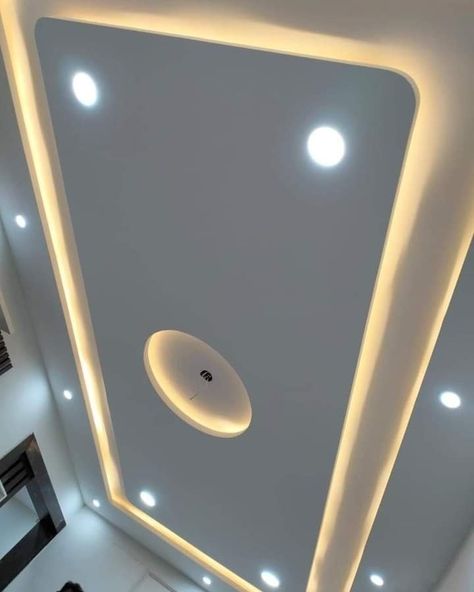 Goa pop false ceiling design Akmal pop interior designer 91+. 8530530615. 📞 #akmalpopinterior #plasterofparis #interiordesign House Pop Design For Hall Simple, Simple Pop Design Ceiling Hall, House Pop Design For Hall, Bedroom Wall Paint Colors, Pop Interior, Pop False Ceiling, Pop Design For Hall, Drawing Room Ceiling Design, Ceilings Design