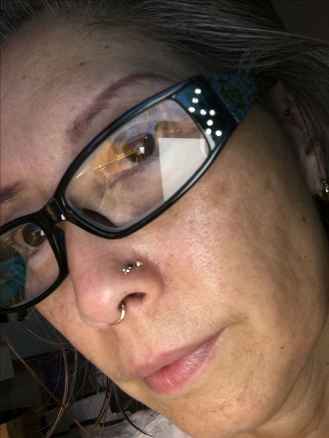 Love my septum piercing with the small clicker and triple nostril piercing! Triple Nostril Piercing, Triple Nose Piercing, Small Septum Piercing, Small Septum, Dimple Piercing, Nostril Piercing, Cognac Diamonds, Septum Piercing, Grey Diamond