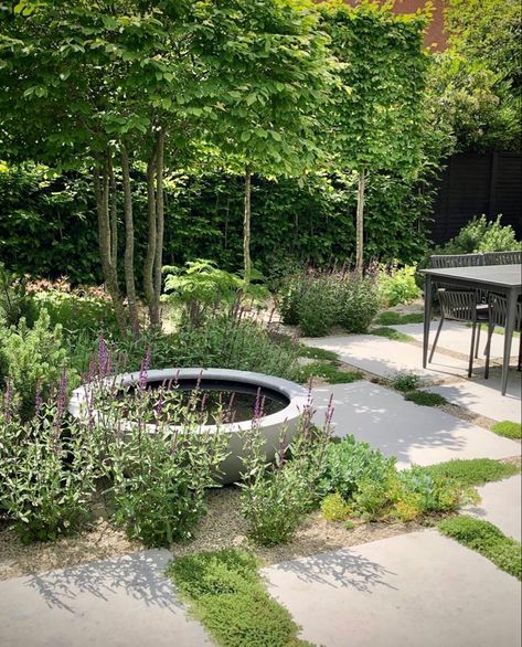 Landscape Walkways, Limestone Gravel, Limestone Paving, Back Garden Design, Gravel Garden, Modern Garden Design, Garden Designer, Family Garden, Contemporary Garden