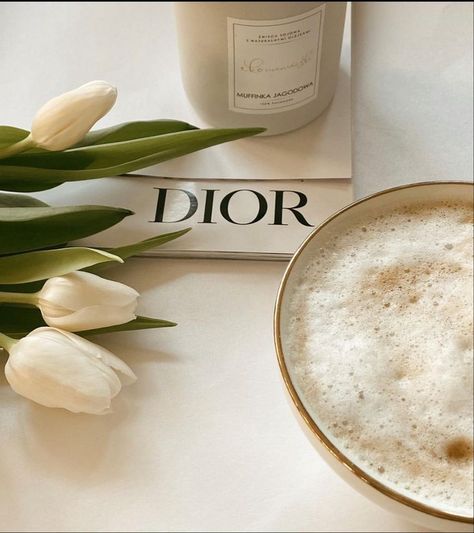 Aesthetic Desktop Icon, Widgets Ipad, Coffee Study, Aesthetic Era, Dior Aesthetic, Coffee Wallpaper, Cream Aesthetic, Study Aesthetic, Vanilla Chocolate