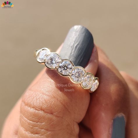 Bezel Eternity Band, Bezel Wedding Band, Round Diamond Band, Stacked Rings, Half Bezel, Moissanite Band, Diamond Jewel, Engagement Band, Ring Wedding Band