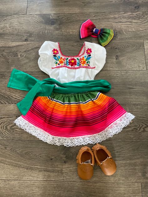 Three Esta Outfit, Three Esta Birthday Outfit, Mexican Theme 1st Birthday Party Girl, Three Fiesta Birthday, Fiesta 3rd Birthday Party, Fiesta 1st Birthday Party Girl, 1st Fiesta Theme Party, Threeesta Birthday Party Girl, 3 Esta Party