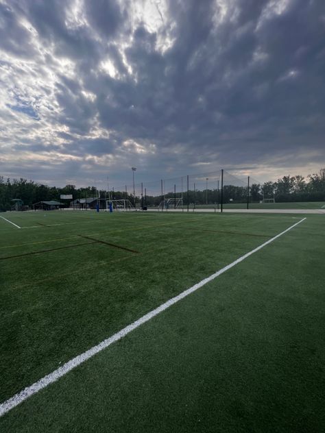 Football Court Aesthetic, Adopt Me Kids Room Ideas, Aesthetic Soccer, Football Court, Court Aesthetic, Soccer Aesthetic, Soccer Pics, Soccer Backgrounds, Football Aesthetic