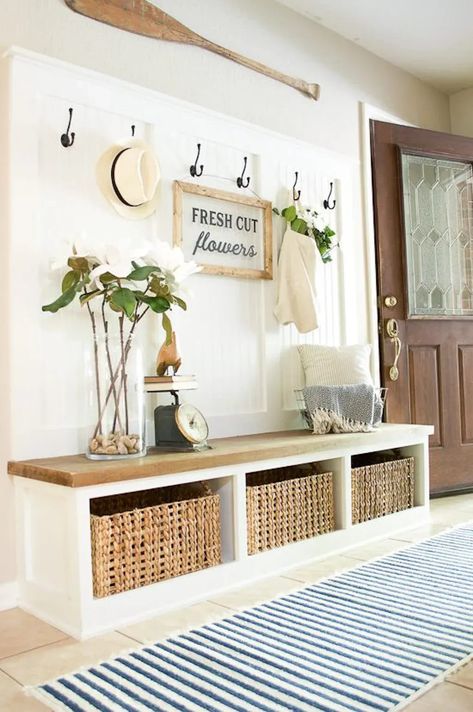 Looking for the best way to do a mudroom bench with shoe storage? Whether a built in bench, small shoe bench in your entryway, or a bench with shoe storage, we're sharing why you should AVOID drawers & baskets below your mudroom or entryway bench seat! 👉Click to see + get your FREE Room Design Guide! #mudroombenchideas #builtinmudroombench #builtinbenchseating #smallmudroomideas #shoebenchentryway #benchwithshoestoragel Shabby Chic Entryway, Vstupná Hala, Farmhouse Entryway, Foyer Decorating, Interior Modern, Farmhouse Furniture, Cool Ideas, Decor Minimalist, Night Stand