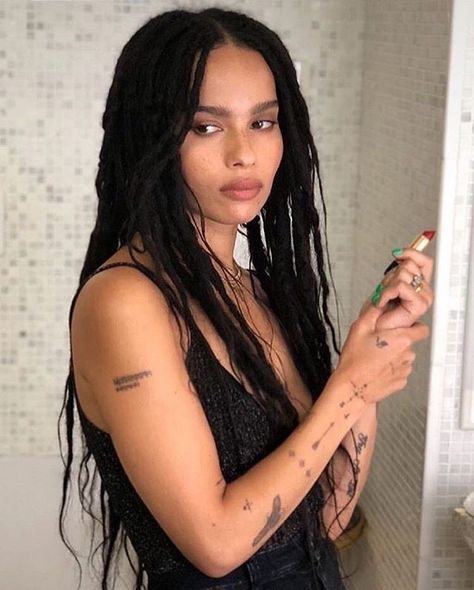 Zoe Kravitz Style, Zoe Isabella Kravitz, Zoë Kravitz, Zoe Kravitz, Irina Shayk, Natalie Portman, Selena Gomez, I Tattoo, Small Tattoos