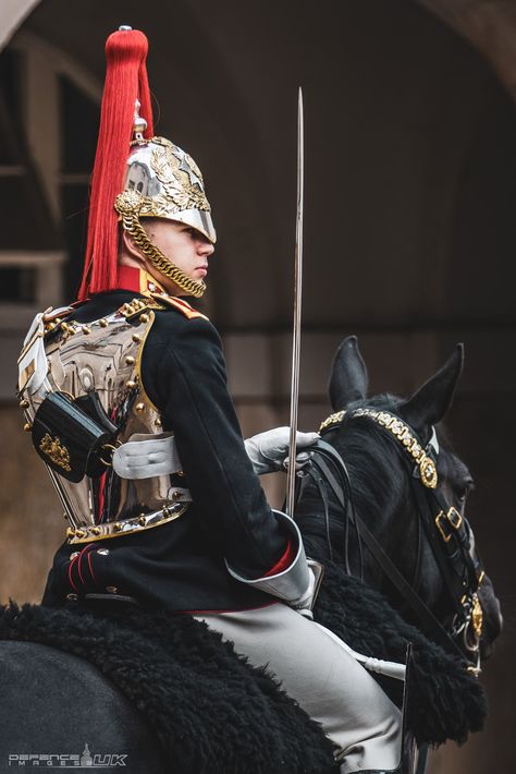 Royal Guard Aesthetic, Queen Guard, Medieval Guard Uniform, Dragoons Cavalry, Horseguards London, British Guard, Royal Horse Guards, Coldstream Guards, Royal Military Uniform