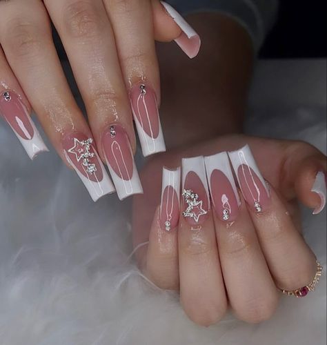 Medium Square Acrylic Nails With Charms, French Acrylic Nails With Rhinestones, Basic Long Nails, French Tips With Charms, Acrylic Nails Nude, Classic French Manicure, Grunge Nails, Work Nails, French Tip Acrylic Nails