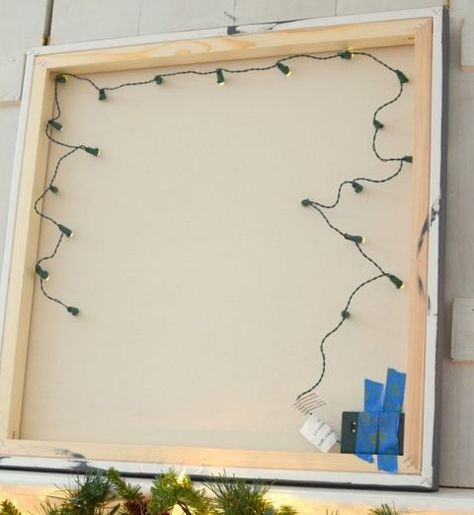 Cricut Canvas Projects Christmas, Diy Canvas Projects, Lighted Signs Diy, Christmas Light Art, Christmas Canvas Art Diy, Lighted Canvas Pictures, Christmas Vinyl Projects, Diy Christmas Canvas, Diy Tableau