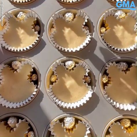 Good Morning America - Make adorable #Easter bunny cupcakes with this brilliant hack! Cupcake Tricks, Bunny Shape, Easter Bunny Cupcakes, Bunny Cupcakes, Tin Foil, Good Morning America, Easter Egg Hunt, Egg Hunt, Macaroons