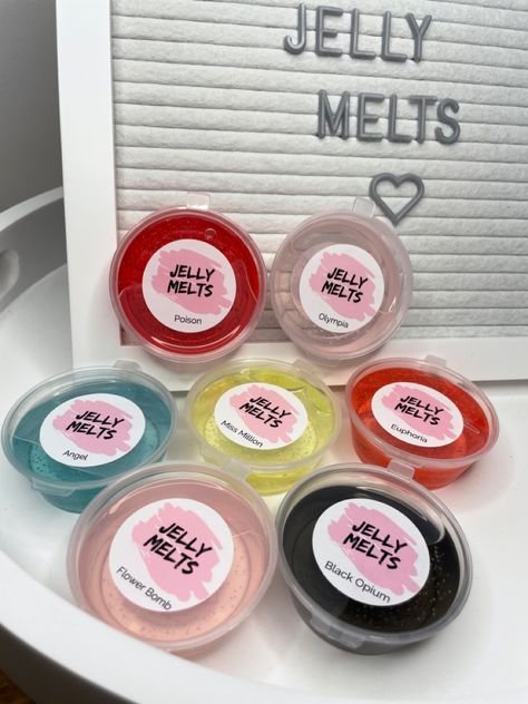 Our Jelly Melts (gel wax melts) are mess free, highly scented & longer lasting than traditional wax melts #waxmelts #jellymelts #gelwaxmelts #perfume #homescents How To Make Gel Melts, Gel Melts Diy, Silicone Wax Melt Molds, Jelly Wax Melts Diy, Jelly Wax Candles, Jelly Wax Melts, Gel Wax Melts, Wax Melts Recipes, Wax Melts Packaging