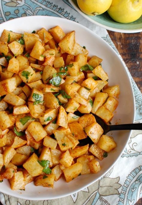 Spicy Lebanese Potatoes Lebanese Potatoes, Middle East Food, Lebanese Food, Middle Eastern Food, Raw Vegetables, Lebanese Recipes, Moroccan Food, Best Side Dishes, Cayenne Pepper