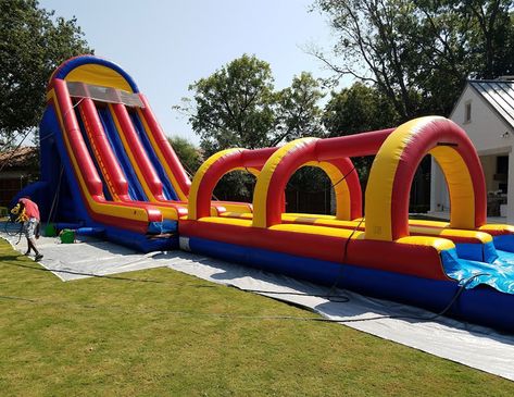 Bounce House Adults, Bounce House For Adults, Adult Bounce House Party, Inflatable Bounce House Business, Bouncy House Birthday Party, Bounce House Birthday Party Ideas, Birthday Party Bounce House, Bouncy House Party, House Pool Party